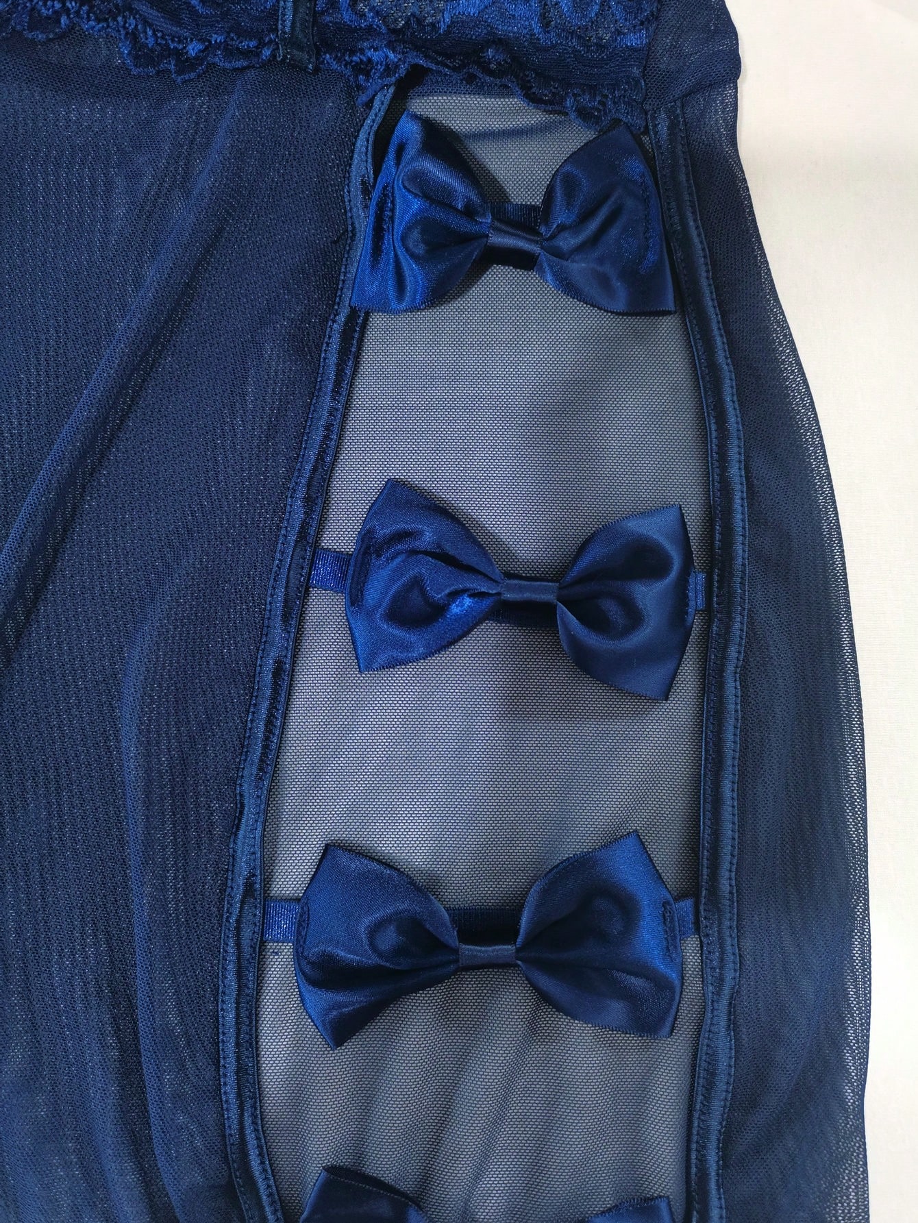Robe Lingerie "Élégance Nocturne" – Raffinement et Séduction – Image 3
